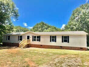 Building Photo - 319 Bridgeview Dr