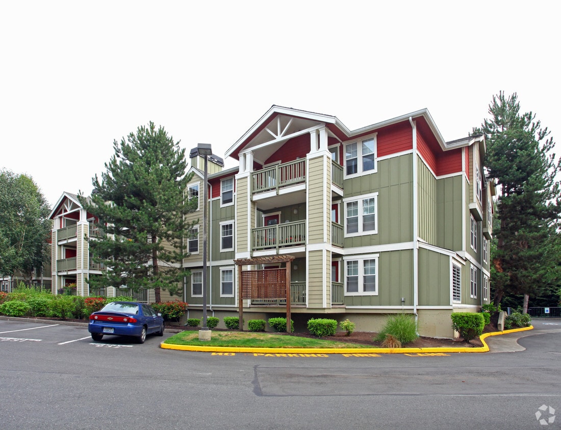 Trail Walk Apartments Kenmore, WA