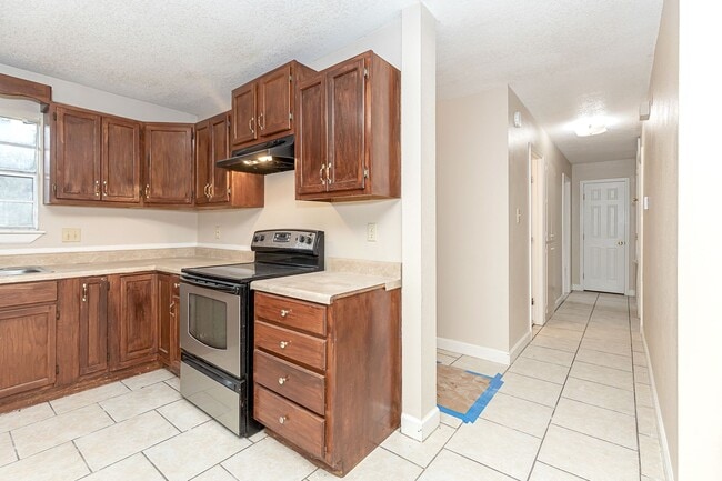 Building Photo - 3 Bedroom home in Gautier