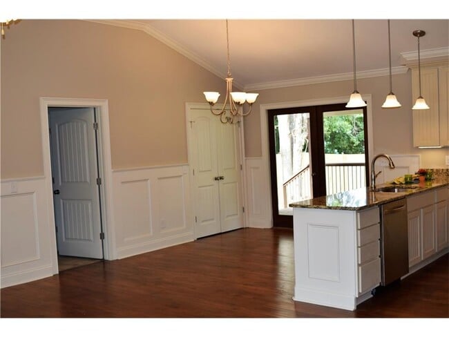 Photo - Beautifully Remodeled 3-Bedroom Home Near ...