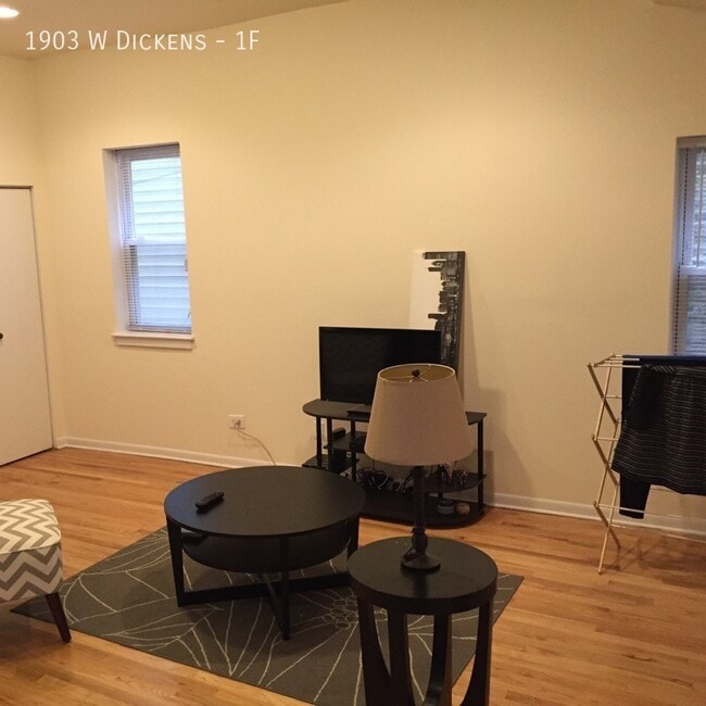 1903 W Dickens Ave Unit 1F, Chicago, IL 60614 Room for Rent in