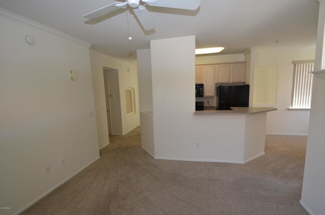 Foto del edificio - 2992 N Miller Rd