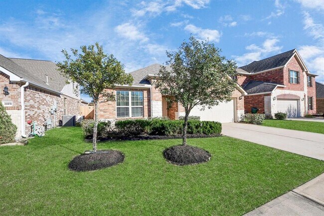Building Photo - 24610 Emerald Pool Falls Dr