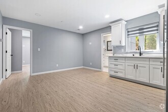 Building Photo - 221 Rte 9W