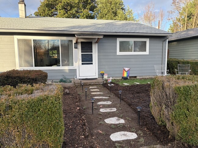 Building Photo - 3200 E 29th St