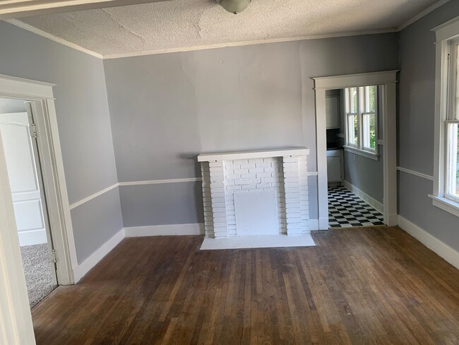 Foto del edificio - 3417 Rockwood Ave