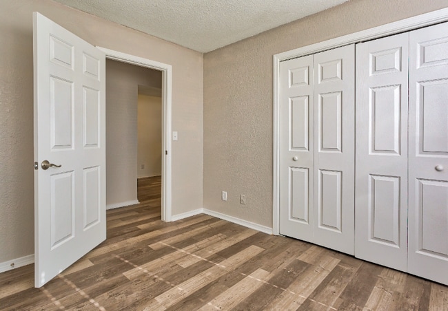 Foto del edificio - 419 S 27th St