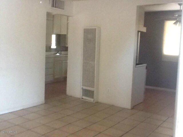 Living Room - 1119 N 35th St