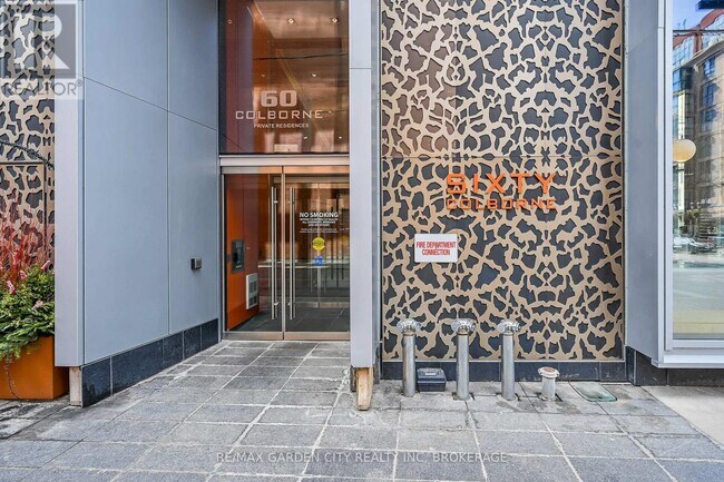 Photo du bâtiment - 60 Colborne St