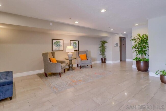 Foto del edificio - 2445 Brant St