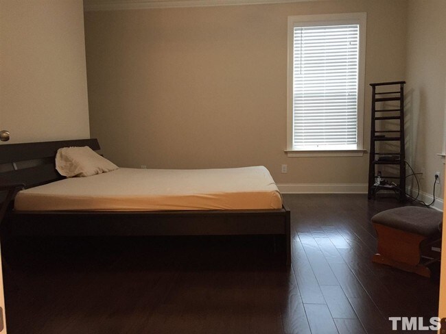 Foto del edificio - 6457 Kit Creek Rd