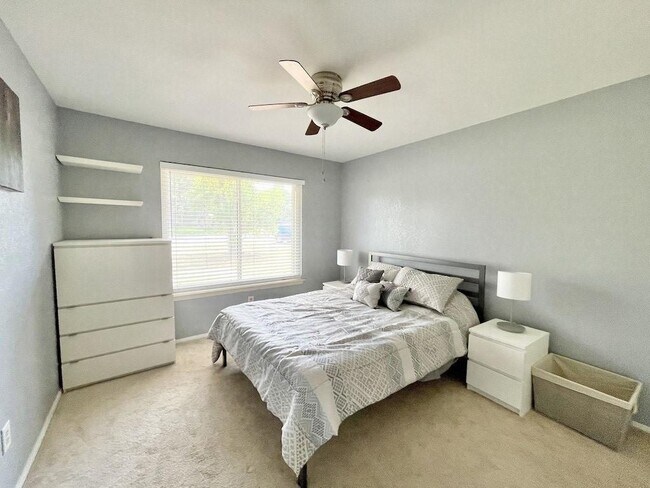 Building Photo - 4104 Adelphi Ln