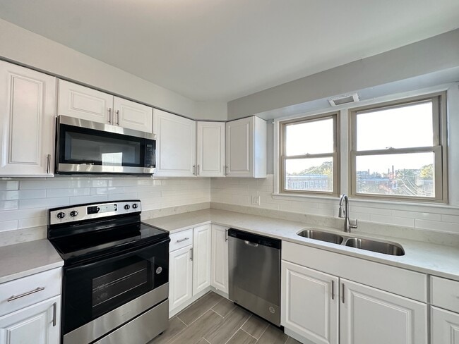 Building Photo - 4815 Crain St