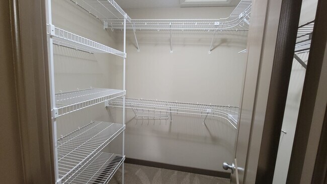 Photo du bâtiment - 42 Pantego Link NW