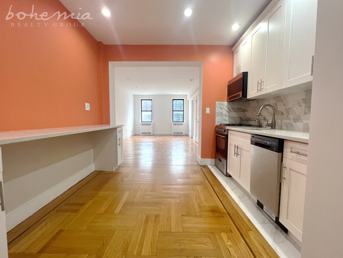 4395 Broadway Unit 3D, NewYorkCity, NY 10033 Room for Rent in