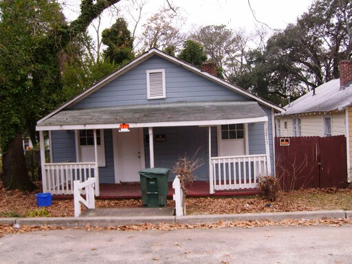 Primary Photo - 1215 King St
