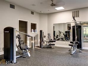 Building Photo - 1250 Parkwood Cir SE