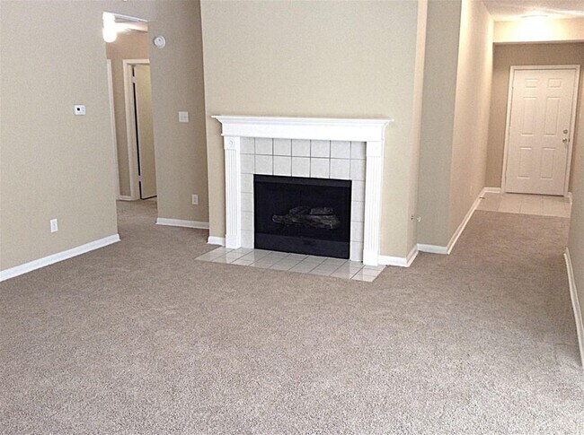 Foto del edificio - 1608 Misty Fawn Ln