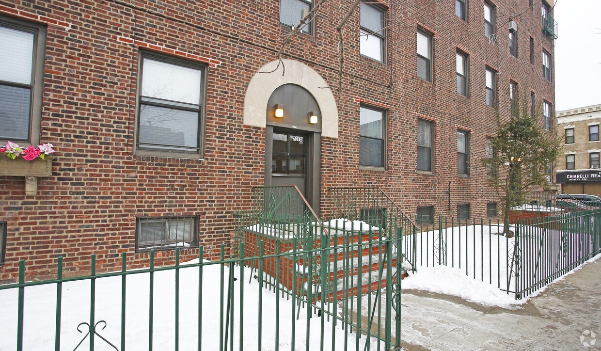 Building Photo - 7301 17th Ave