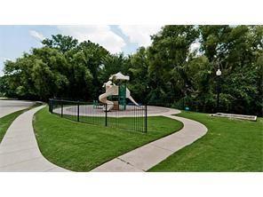 Foto del edificio - 2517 Deer Horn Dr