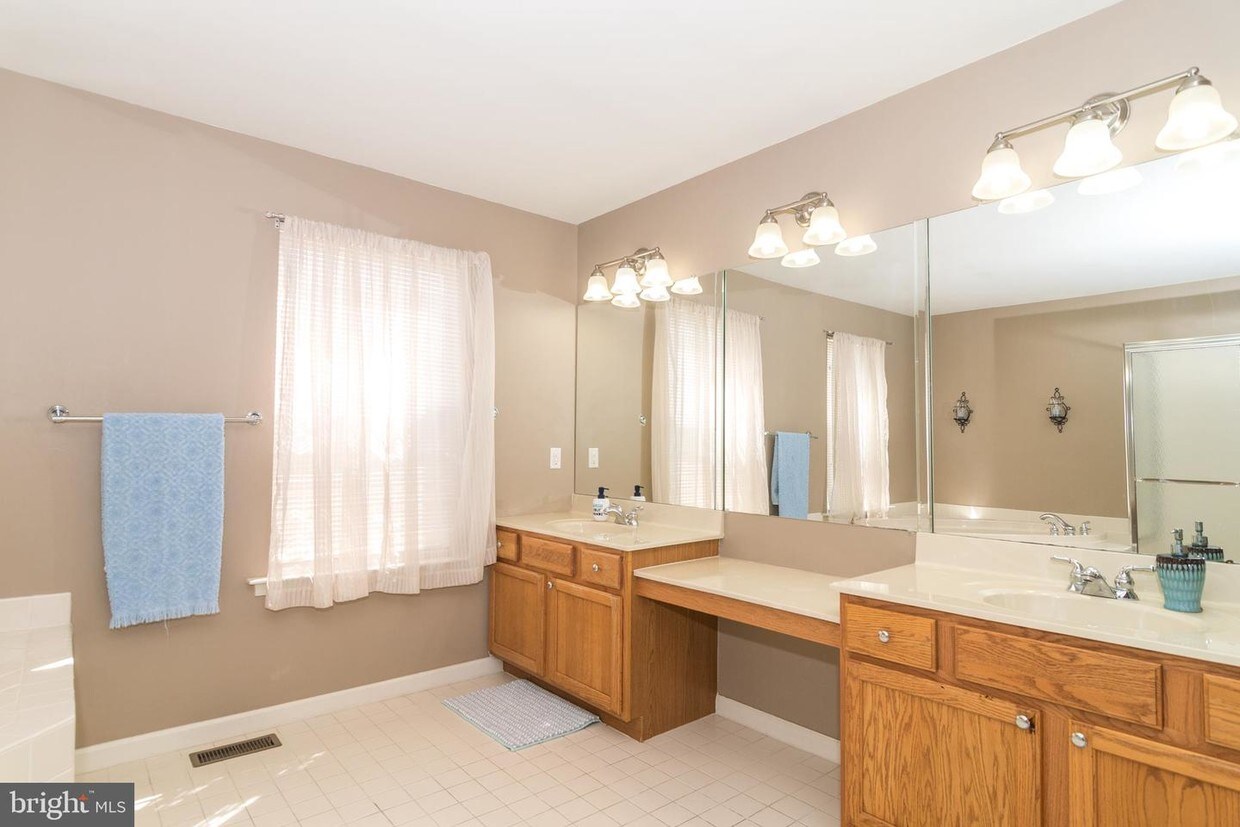 Foto principal - 238 Ferndale Ln