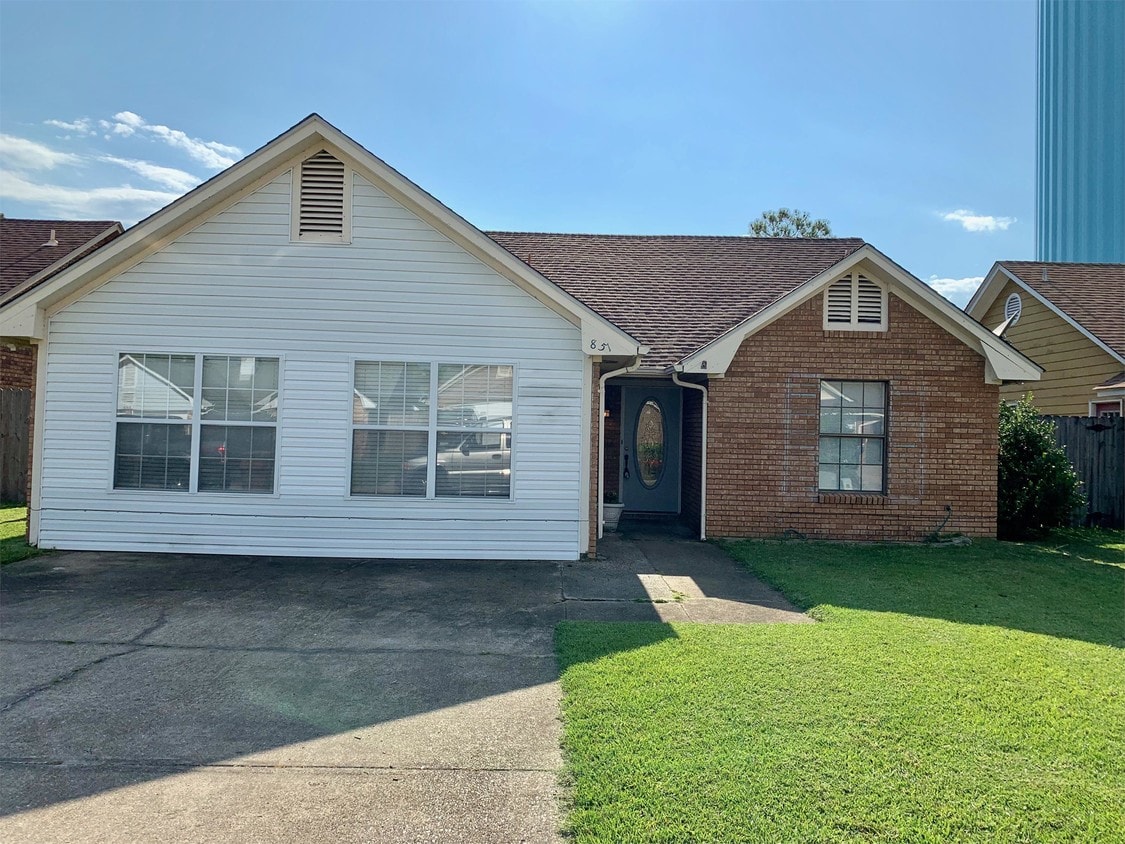 851 Laurelwood Dr, Biloxi, MS 39532 House for Rent in Biloxi, MS