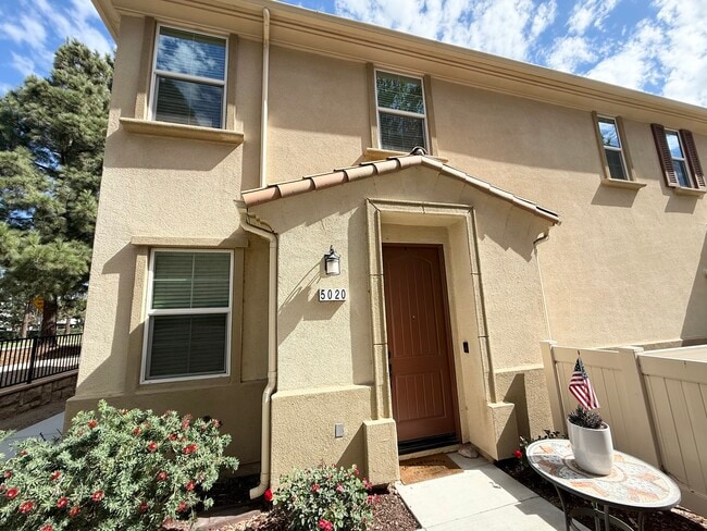 Building Photo - 5020 Verdugo Way