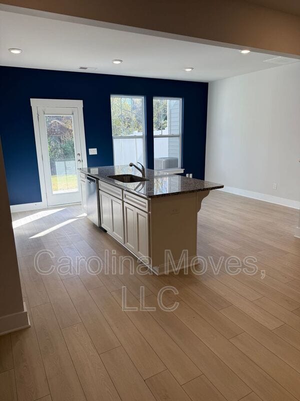 Building Photo - 1067 Millison Pl