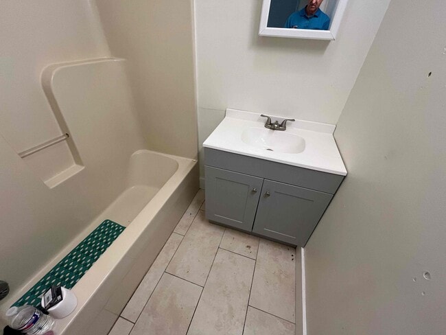 Foto del edificio - 4219 Snake Rd