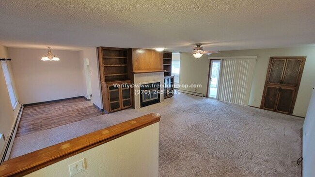 Building Photo - 595 Starlight Dr