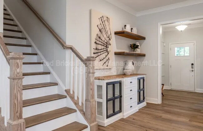 Foto del edificio - 19016 Yellow Birch Dr