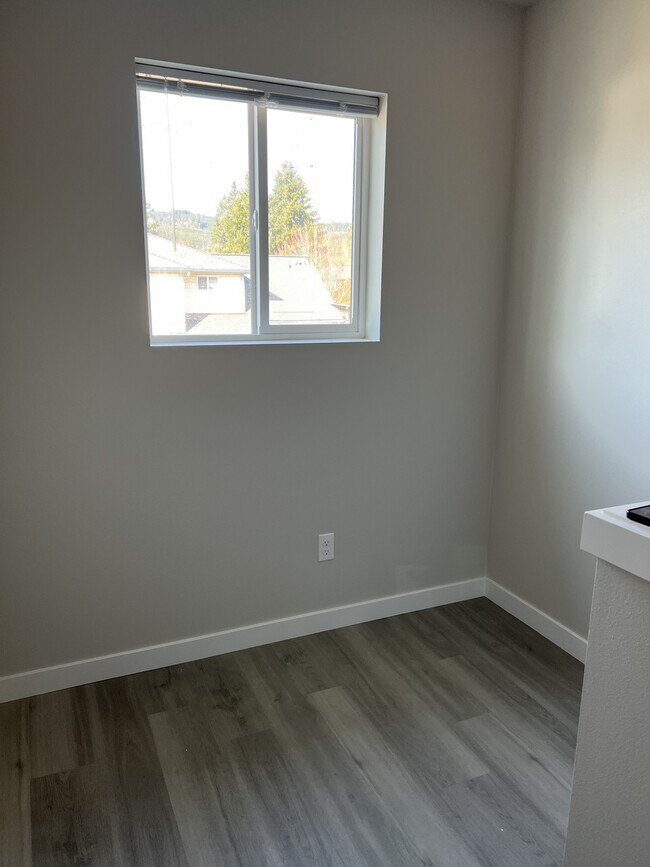 Zona de estar en la planta superior - 4840 48th Loop