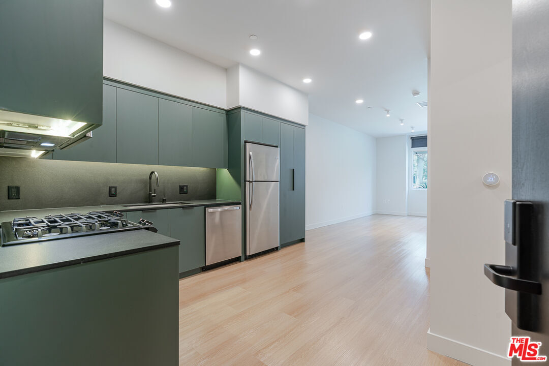 Foto principal - 10601 Washington Blvd