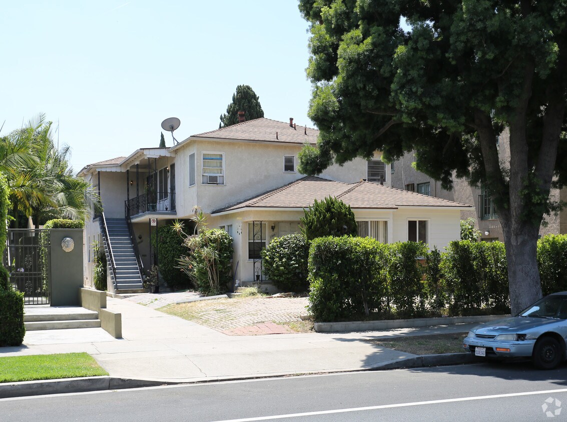 Primary Photo - Kraft Apartments