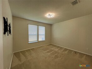 Building Photo - 338 Mistflower