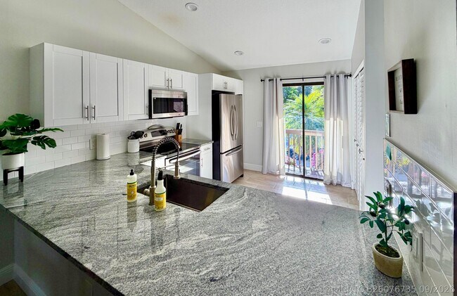Foto del edificio - 13135 Chadwick Ct