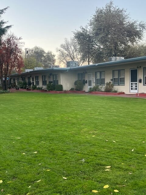 Building Photo - 339 W Eaton Ave