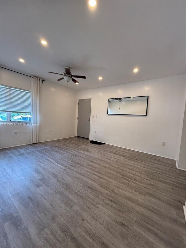 Foto del edificio - 233 80th St