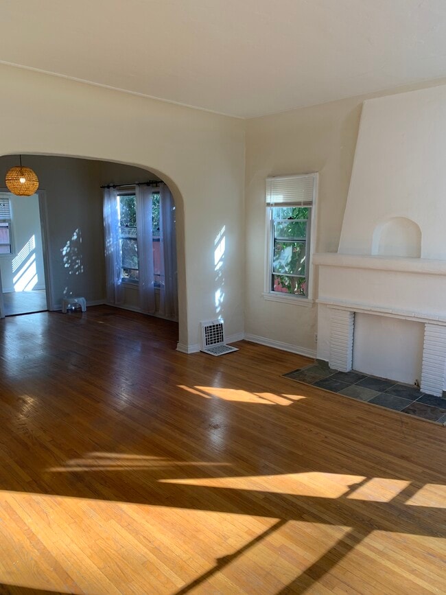 Wider View Living Room/Dining - 8569 Horner St