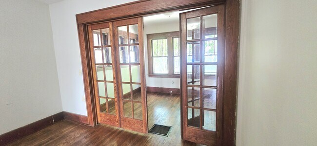 Foto del edificio - 3110 Peach St