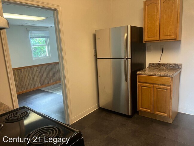 Building Photo - 2 br, 1.5 bath House - 1306 East Holston A...