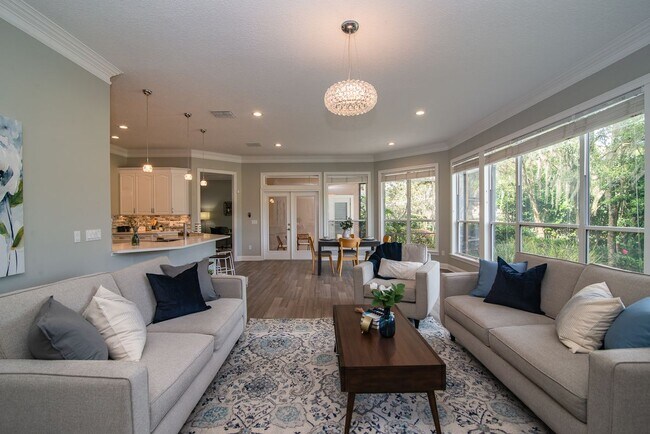 Foto del edificio - 1579 Harrington Park Dr