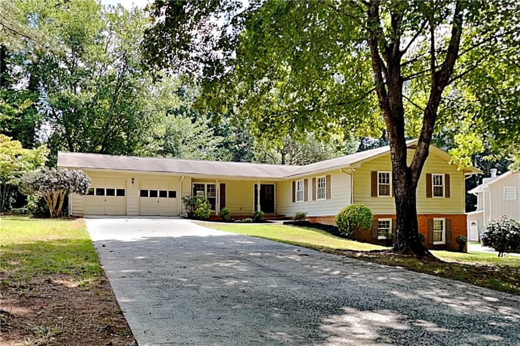 Primary Photo - 751 Belmont Ridge