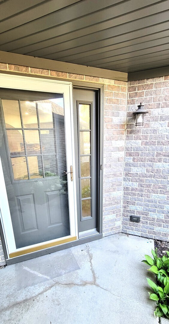 Foto del edificio - 992 Butter Creek Ct