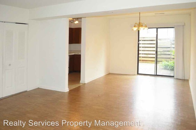 Foto del edificio - 2 br, 1 bath House - 74 Country Place Lane