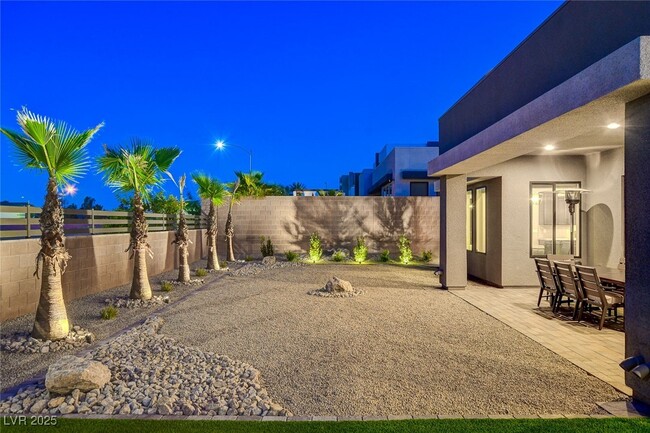 Foto del edificio - 4056 Desert Trce Ct