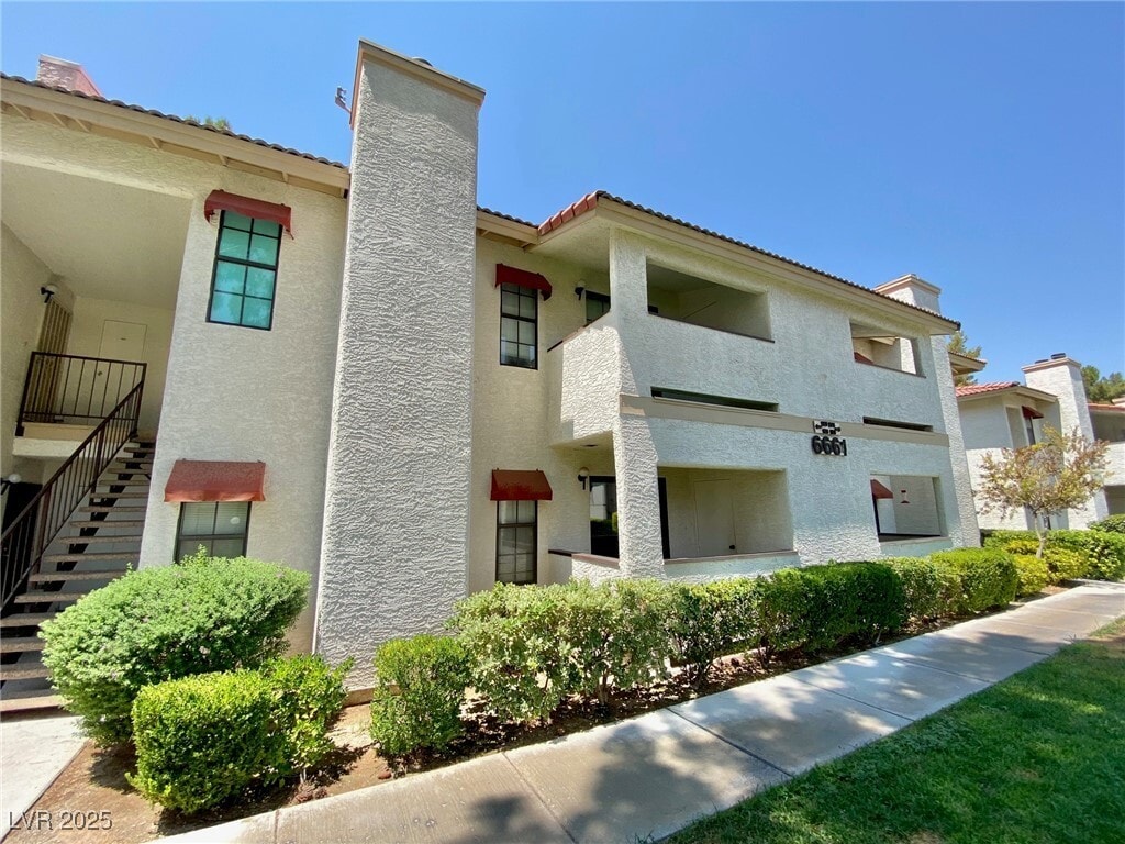 Primary Photo - 6661 W Tropicana Ave
