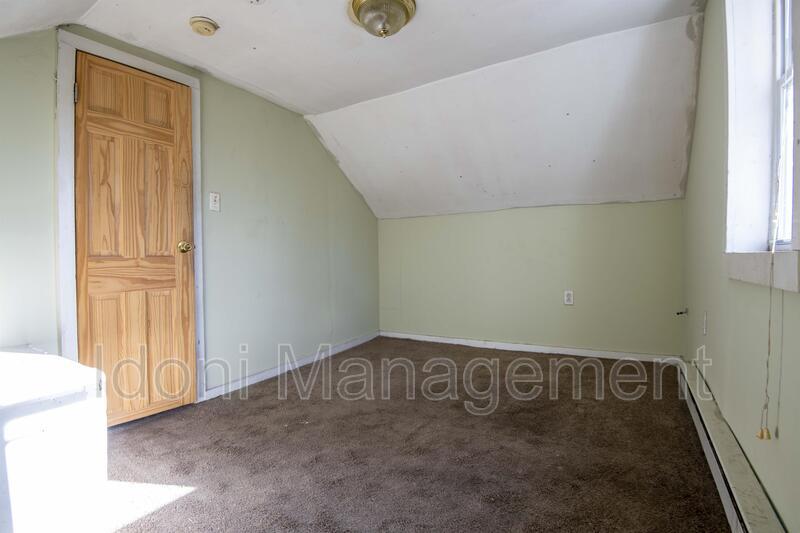 22 Mechanic St, Griswold, CT 06351 Condo for Rent in Griswold, CT