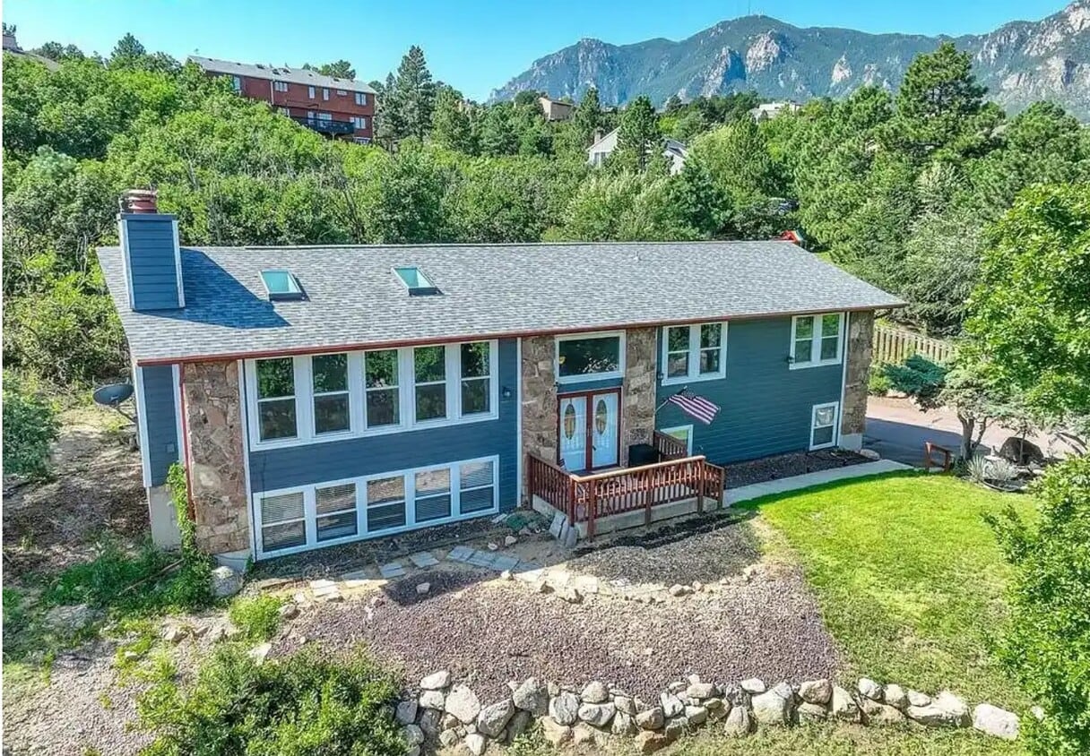 Primary Photo - 535 Brandywine Dr