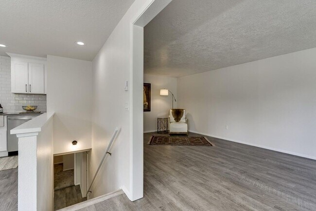 Foto del edificio - Sanders Beach charmer